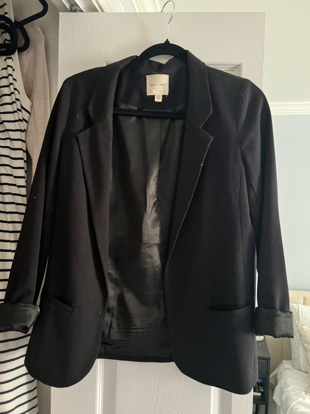Black relaxed blazer
